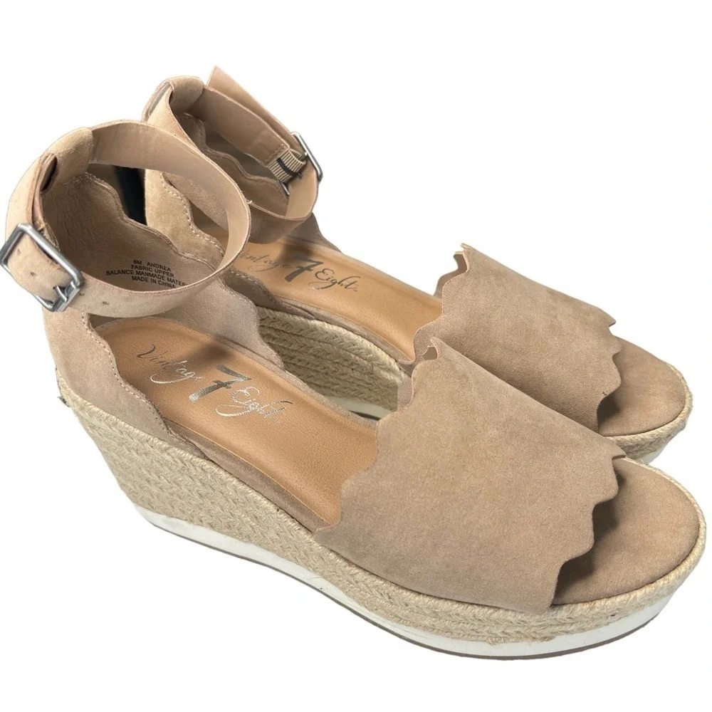 Vintage 7 Eight Wedge Espadrille Sandals Sz 8 Tan Faux Suede Ankle Strap Cushion